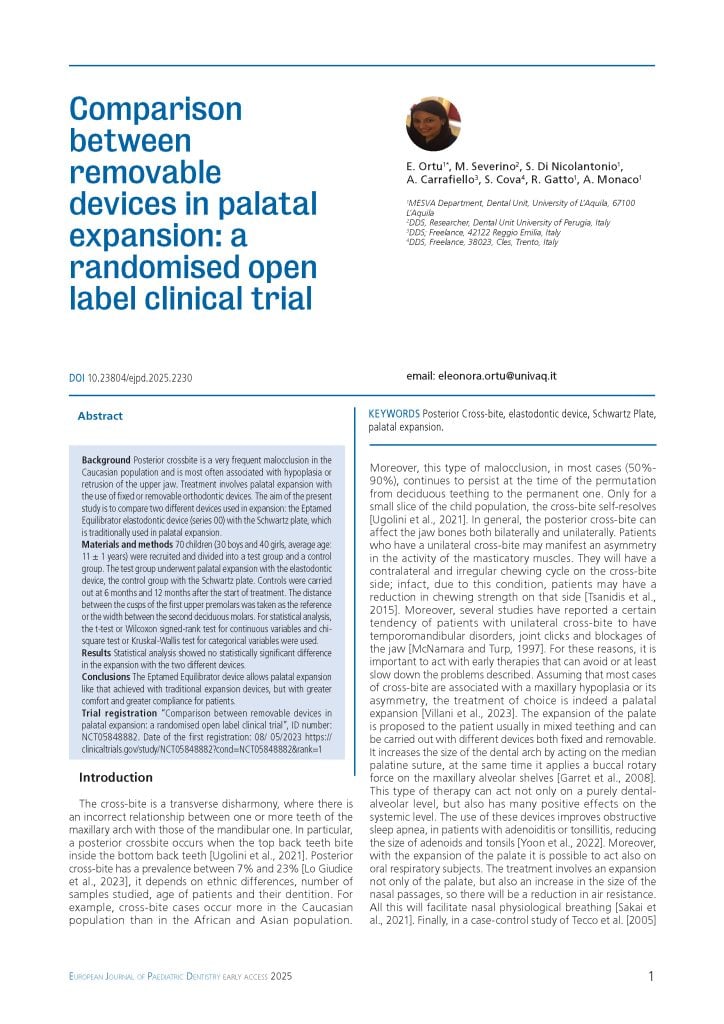 Confronto dell'efficacia dei dispositivi elastodontici e degli allineatori nell'espansione trasversale dento-alveolare